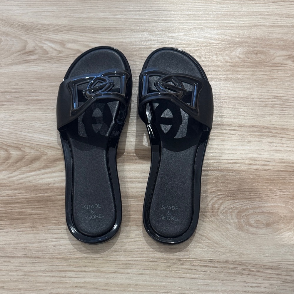 Shade & Shore Black Slide Sandals with Glossy Finish